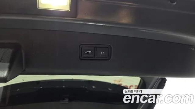 Genesis GV70 2.2 Дизель AWD — Фото автомобиля 25