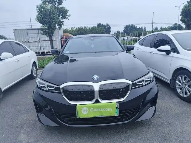 BMW i3 — Фото автомобиля 2