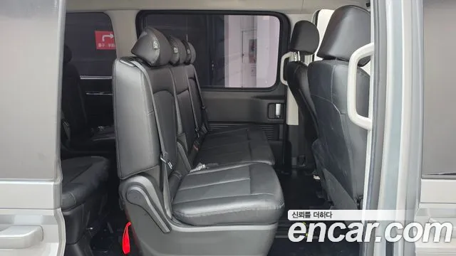 Hyundai Staria Staria Tourer 11 мест — Фото автомобиля 11