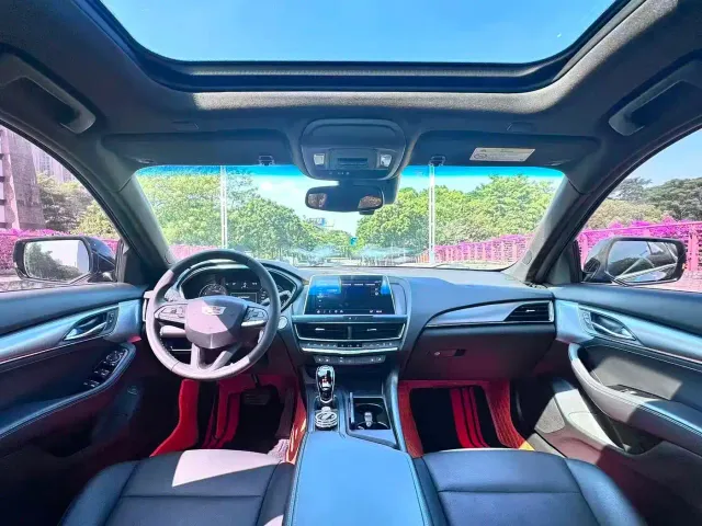 Cadillac CT5 — Фото автомобиля 13