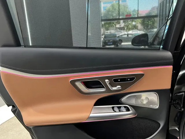 Mercedes-Benz E-Class — Фото автомобиля 15
