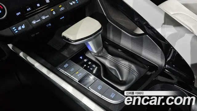 Hyundai Avante CN7 — Фото автомобиля 12