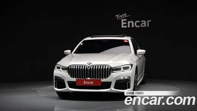 BMW 7-Series — Фото автомобиля 3