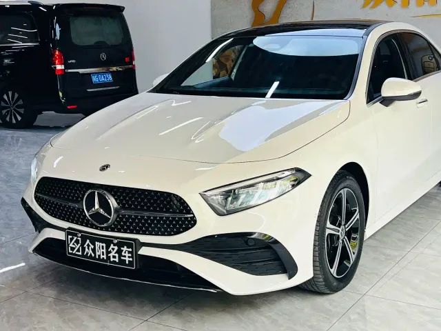 Mercedes-Benz A-Class — Фото автомобиля 5