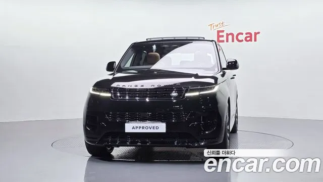 Land Rover Range Rover Sport — Фото автомобиля 3