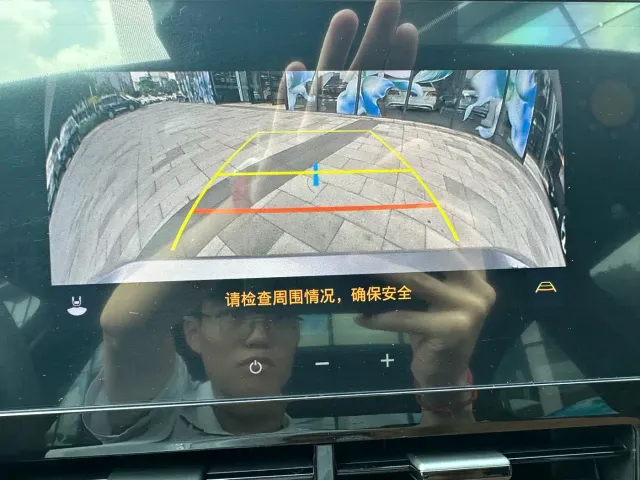 Toyota Avalon — Фото автомобиля 22