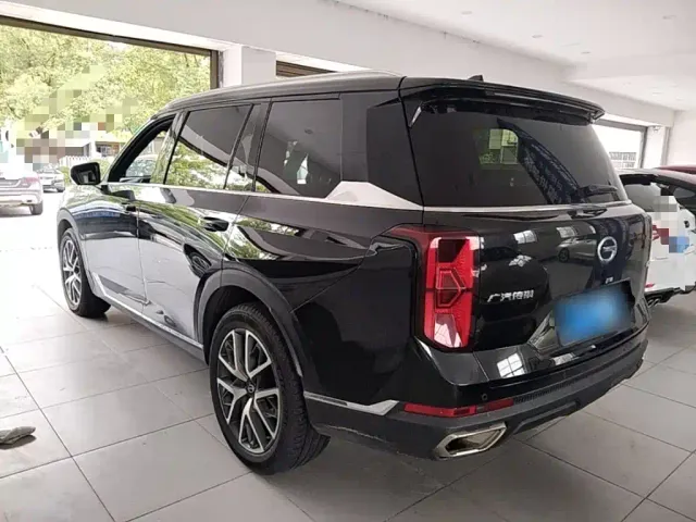 GAC Trumpchi GS8 — Фото автомобиля 4