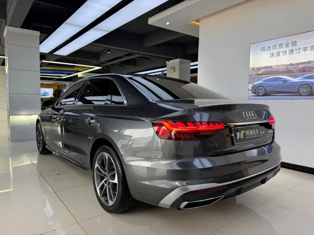 Audi A4L — Фото автомобиля 5