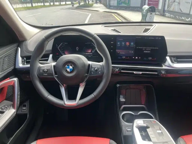 BMW X1 — Фото автомобиля 13