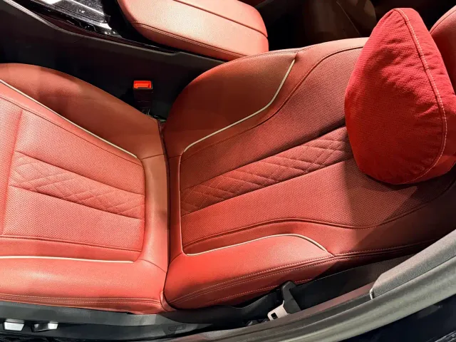 BMW 5 Series — Фото автомобиля 13