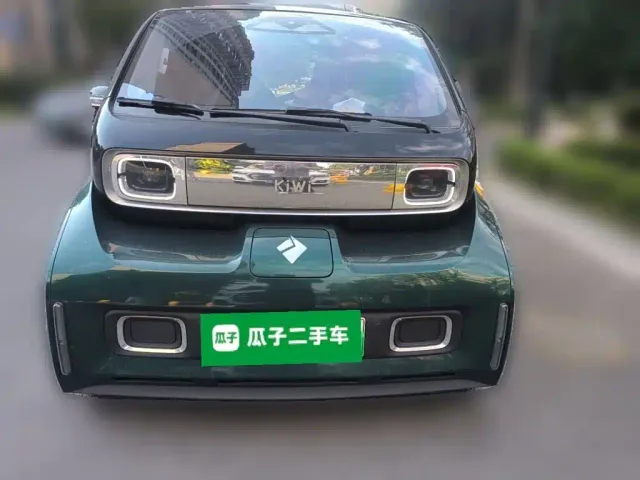 Baojun KiWi EV — Фото автомобиля 2