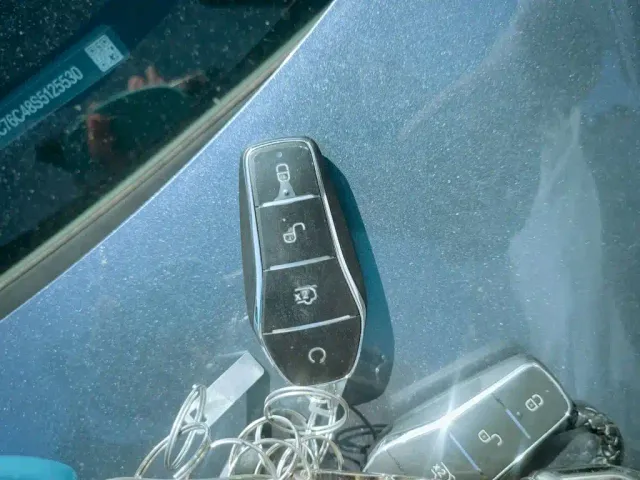 BYD Seal 07 DM-i — Фото автомобиля 8