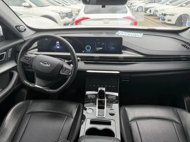 Chery Tiggo 8 PLUS — Фото автомобиля 8
