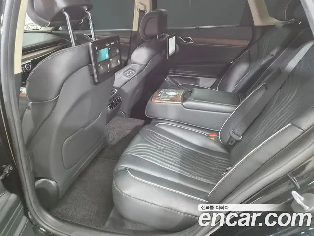Genesis G80 Бензин 3.5 турбо AWD — Фото автомобиля 17