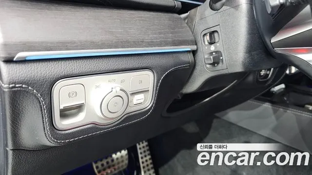 Mercedes-Benz GLS-Class — Фото автомобиля 17