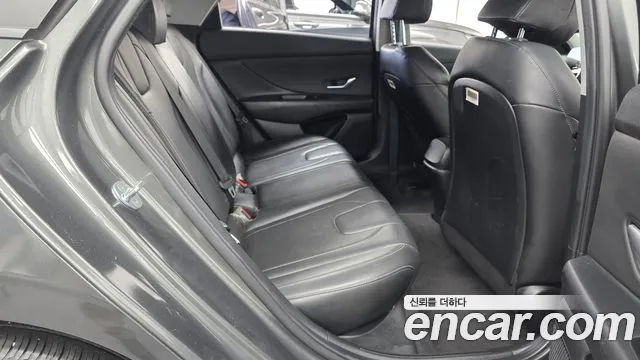 Hyundai Avante — Фото автомобиля 17