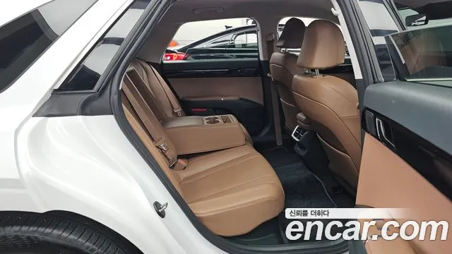 Hyundai Grandeur GN7 — Фото автомобиля 19