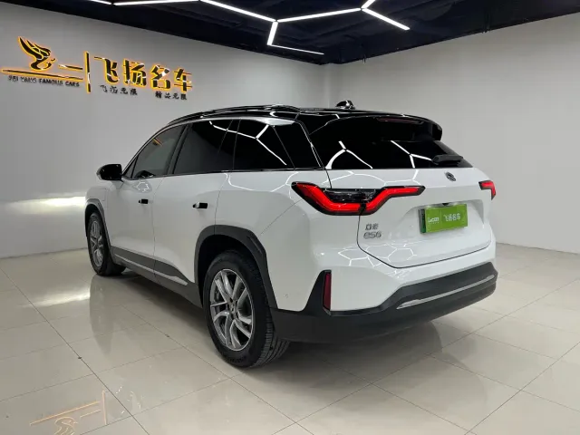 Nio ES6 — Фото автомобиля 14