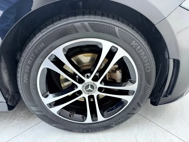 Mercedes-Benz A-Class — Фото автомобиля 23