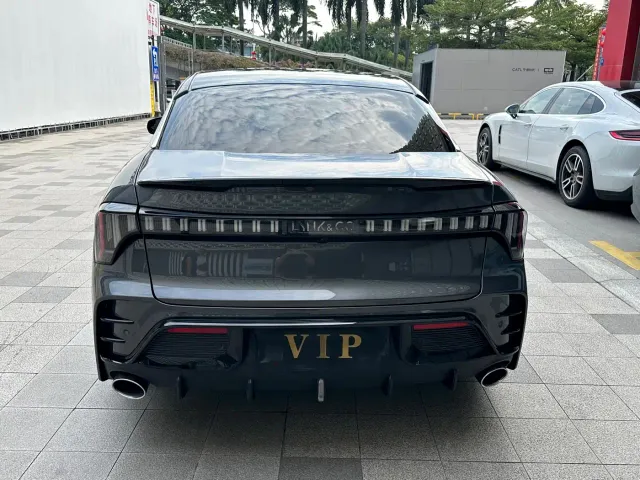 Lynk & Co 03 — Фото автомобиля 16