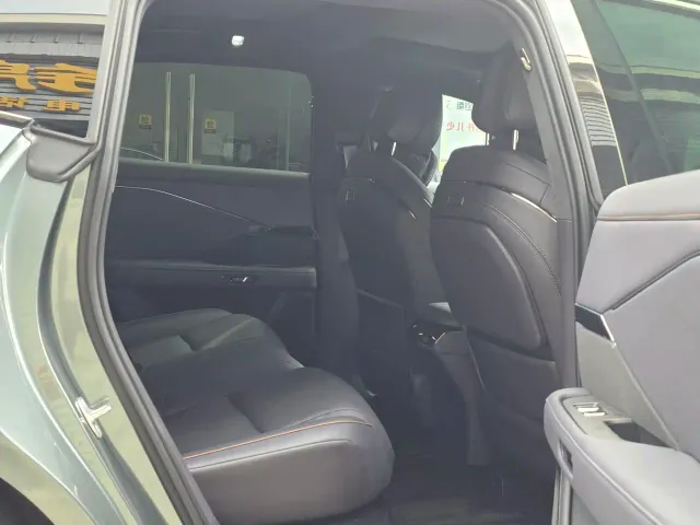 Toyota BoZhi 7 — Фото автомобиля 11