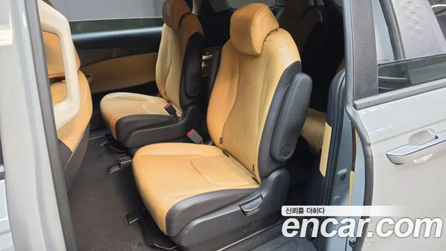 Kia Carnival 4th Gen — Фото автомобиля 16