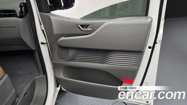 Hyundai Staria Staria — Фото автомобиля 23