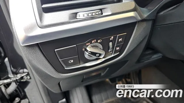 BMW X4 xDrive20i M Sport Pro — Фото автомобиля 17