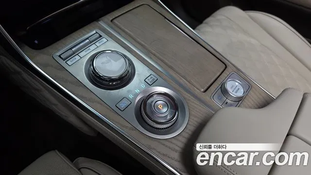 Genesis GV80 — Фото автомобиля 12
