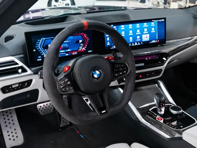 BMW M4 — Фото автомобиля 11