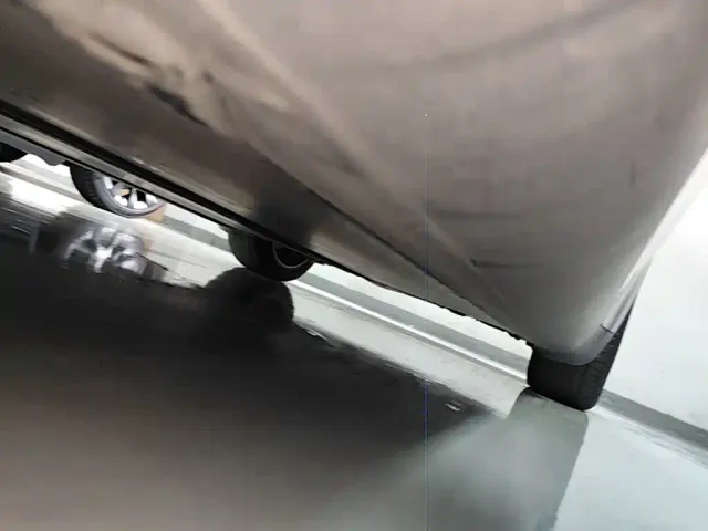 Tesla Model Y — Фото автомобиля 21