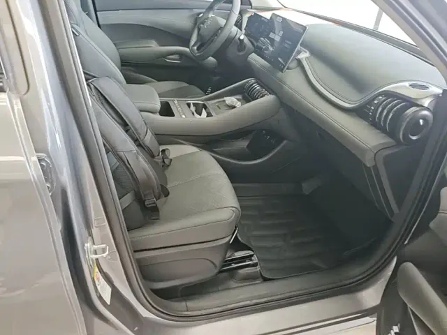 BYD Yuan PLUS — Фото автомобиля 24