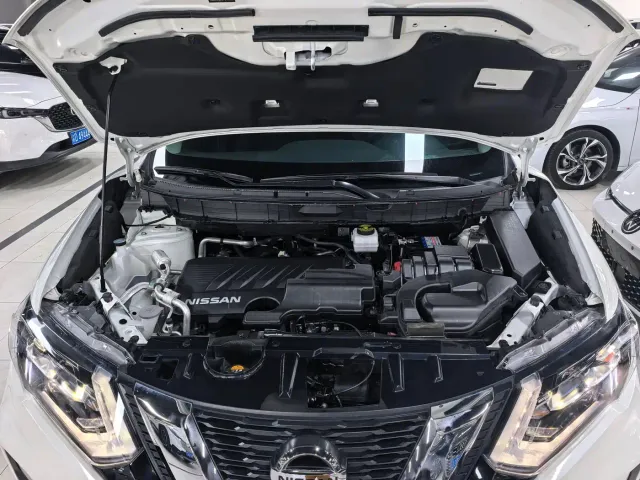 Nissan X-Trail — Фото автомобиля 20