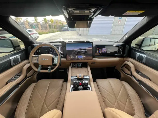 BYD FangChengBao Leopard 8 — Фото автомобиля 5