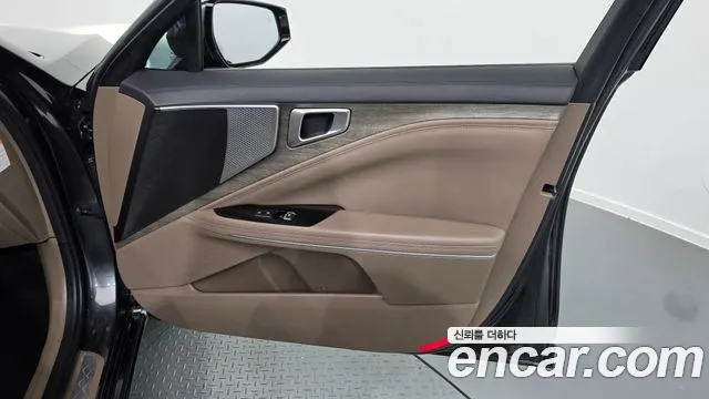 Kia K8 Hybrid — Фото автомобиля 24