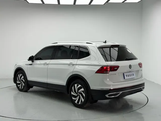 Volkswagen Tiguan L — Фото автомобиля 6