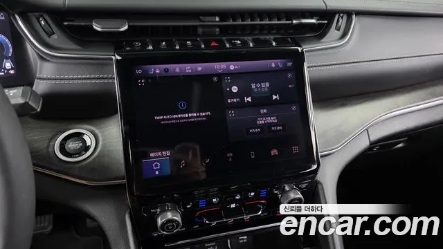 Jeep Cherokee Grand Cherokee(WL) 3.6 Overland — Фото автомобиля 13