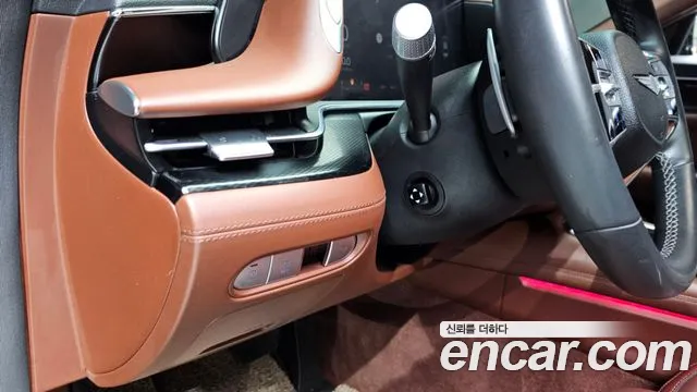 Genesis G90 Бензин 3.5 турбо AWD — Фото автомобиля 20