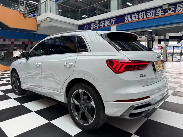 Audi Q3 — Фото автомобиля 5