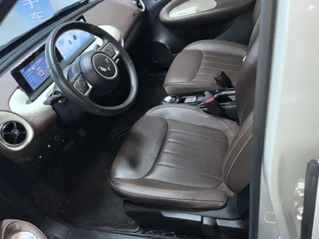 Wuling Bingo — Фото автомобиля 9