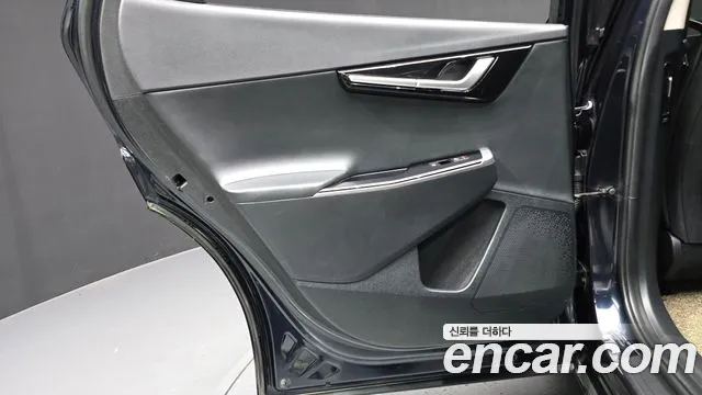 Kia EV6 — Фото автомобиля 14