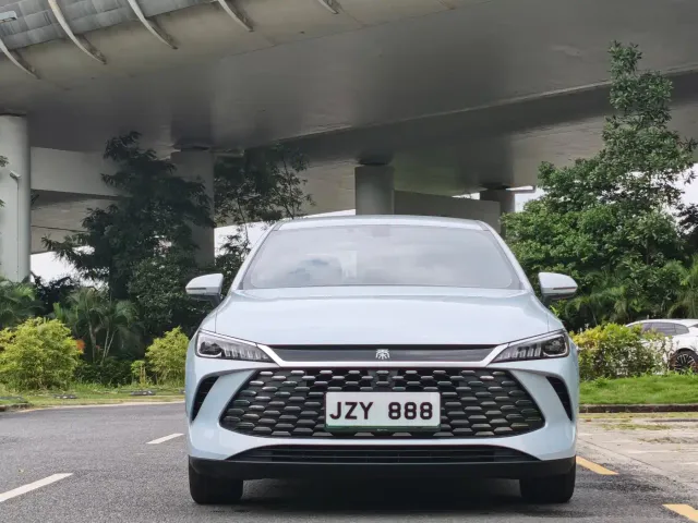 BYD Qin PLUS — Фото автомобиля 2