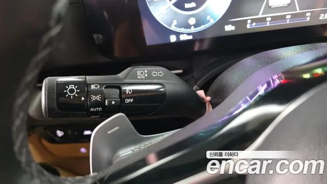 Kia Carnival — Фото автомобиля 27