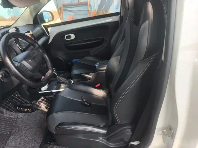 Roewe Clever — Фото автомобиля 13
