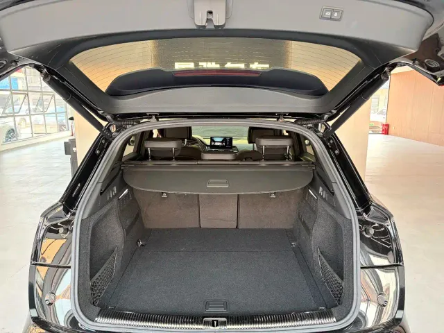 Audi Q5L — Фото автомобиля 10