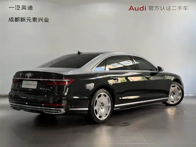Audi A8 — Фото автомобиля 4