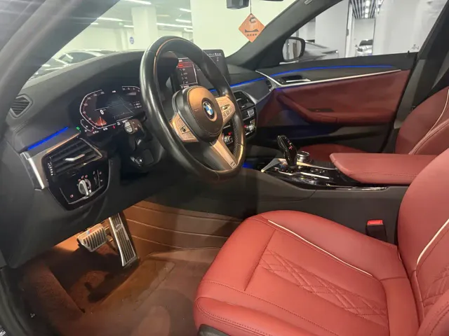 BMW 5 Series — Фото автомобиля 5