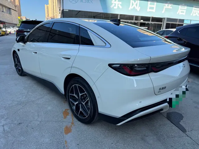 BYD Seal 06 — Фото автомобиля 9
