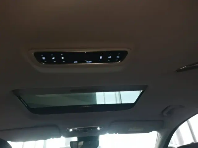 Maxus G90 — Фото автомобиля 17