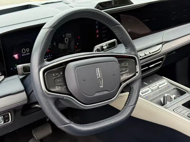Lincoln Z — Фото автомобиля 16